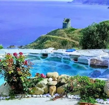 Dom wakacyjny Maison De Charme Avec Piscine Privee *