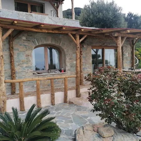 Dom wakacyjny Maison De Charme Avec Piscine Privee