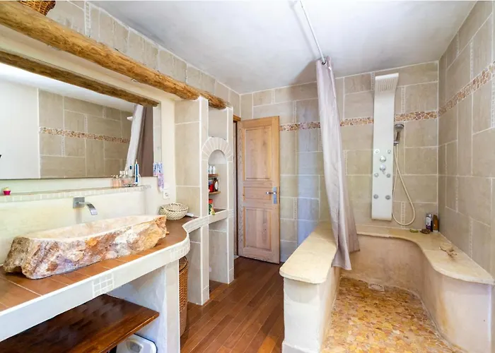 Maison De Charme Avec Piscine Privee Holiday home Pino